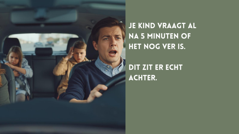 familie in de auto onderweg op reis